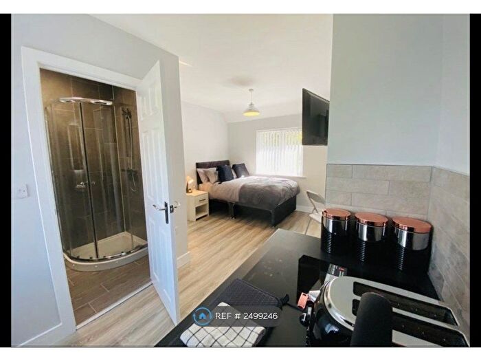 Studio To Rent In Harpfield Road, Stoke, ST4