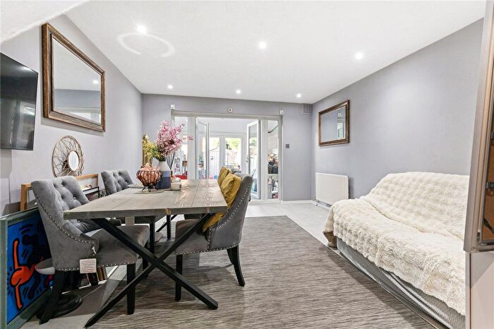 2 Bedroom Terraced House For Sale In Rectory Lane, London, SW17