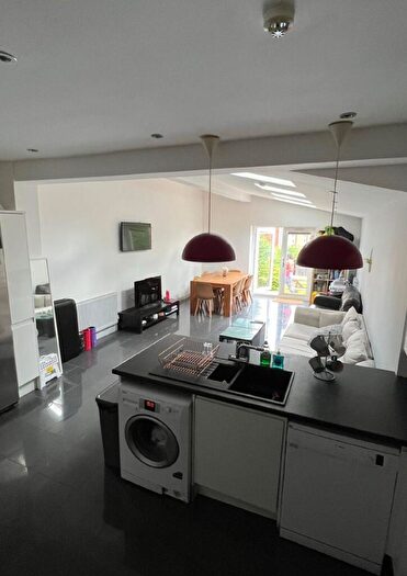 8 Bedroom House To Rent In Heeley Road, Selly Oak, Birmingham, West Midlands, B29