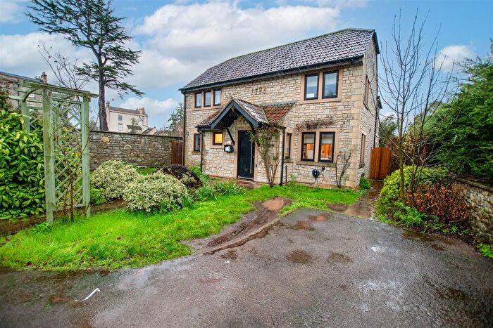 4 Bedroom Detached House For Sale In Saltford Court, Saltford, Bristol, BS31