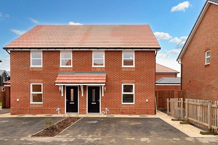 3 Bedroom Property To Rent In Dragon Way, Sturry, CT2