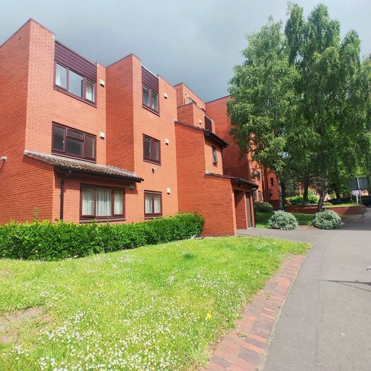 1 Bedroom Apartment To Rent In Wheeleys Lane, Birmingham, B15