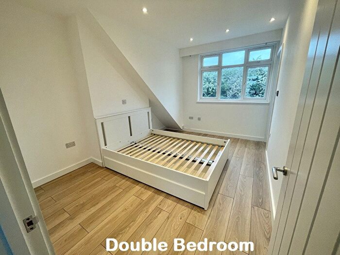 1 Bedroom Flat To Rent In Blenheim Road, Harrow, Middlesex, HA2