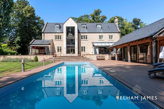 7 Bedroom Detached House For Sale In High Street, Ketton, PE9