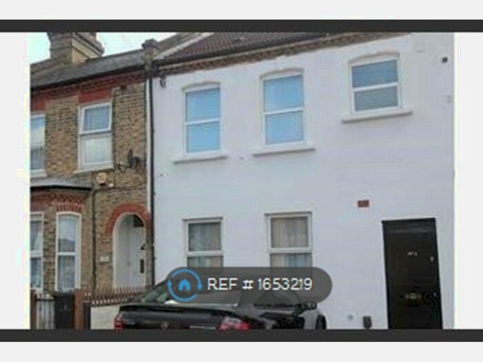 1 Bedroom Maisonette To Rent In Rommany Road, London, SE27