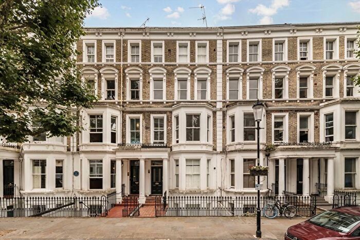 2 Bedroom Flat To Rent In Philbeach Gardens, Earls Court, SW5