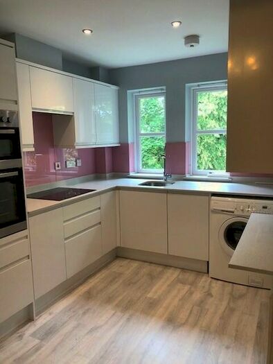 2 Bedroom Flat For Sale In Brompton Court, St. Stephens Road, Bournemouth, Dorset, BH2