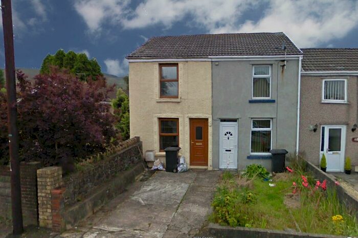 2 Bedroom Terraced House To Rent In Brecon Road, Hirwaun, CF44