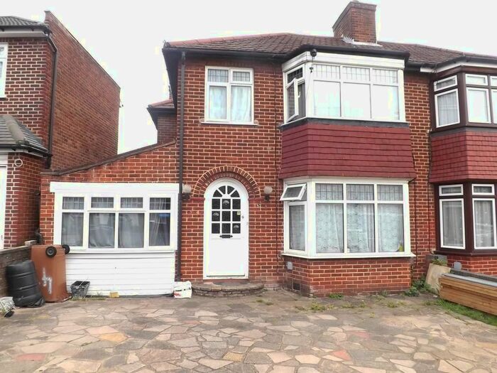 3 Bedroom Semi-Detached House To Rent In Kynance Gardens, Stanmore, HA7