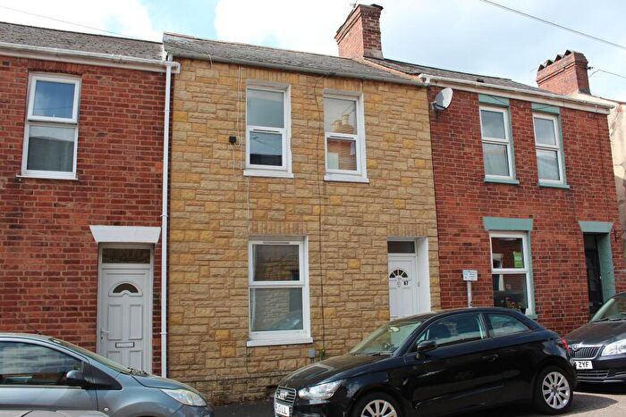 4 Bedroom Terraced House For Sale In Hoopern Street, Exeter, EX4