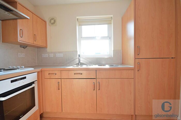 2 Bedroom Coach House To Rent In Kenneth McKee Plain, Norwich, Norfolk, NR2