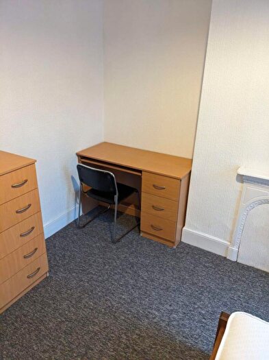 4 Bedroom House To Rent In Hubert Road, B29
