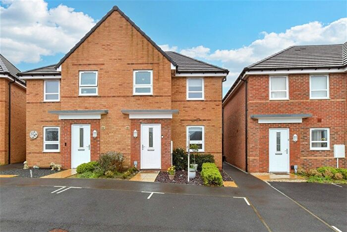 3 Bedroom Semi-detached House For Sale In Godric Road, Newport, Isle Of Wight, PO30