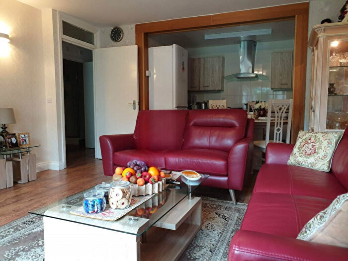 1 Bedroom Flat For Sale In Rookery Way, London, NW9