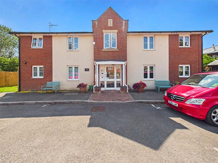 2 Bedroom Apartment For Sale In The Wheatridge, Upton St. Leonards, Gloucester, Gloucestershire, GL4