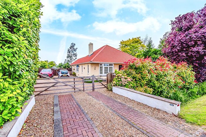 3 Bedroom Detached Bungalow For Sale In Wisbech Road, Long Sutton, Spalding, PE12