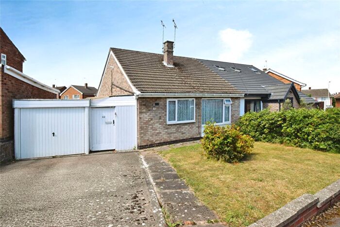 2 Bedroom Bungalow For Sale In Homestead Drive, Wigston, Leicestershire, LE18