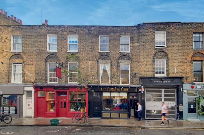 2 Bedroom Terraced House To Rent In Theberton Street, Islington, London, N1