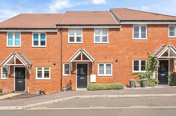 2 Bedroom Terraced House For Sale In Sinclair Drive, Codmore Hill, Pulborough, RH20