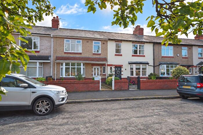 3 Bedroom Terraced House For Sale In Longsight Avenue, Clitheroe, Lancashire, BB7