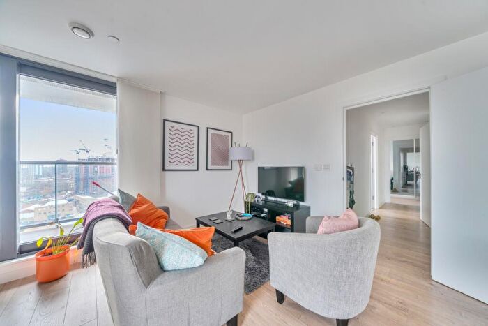 2 Bedroom Apartment For Sale In Rotherhithe New Road London, SE16