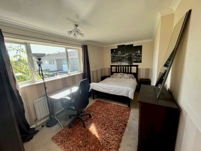 3 Bedroom House To Rent In Knowland Grove, Norwich, NR5