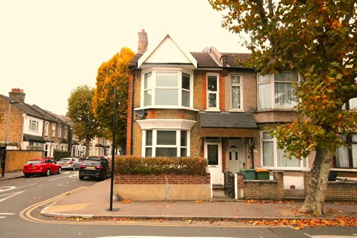 3 Bedroom End Of Terrace House To Rent In Brampton Road, London, E6