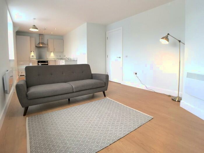 1 Bedroom Apartment To Rent In Victoria Riverside, Leeds City Centre, LS10