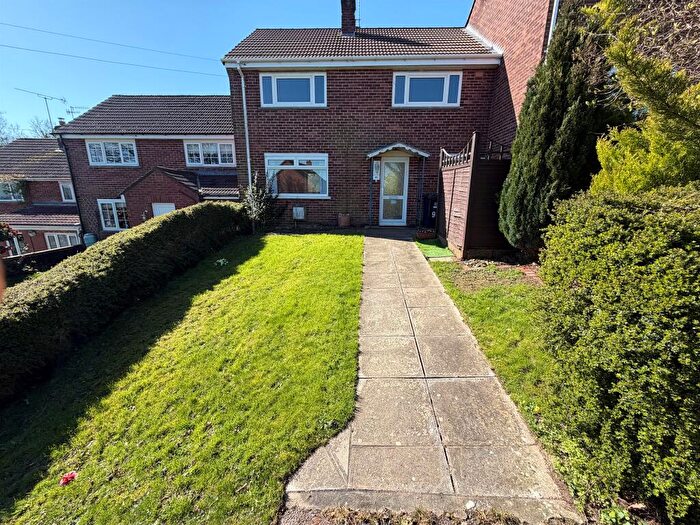 3 Bedroom Terraced House For Sale In Higher Cotteylands, Tiverton, EX16