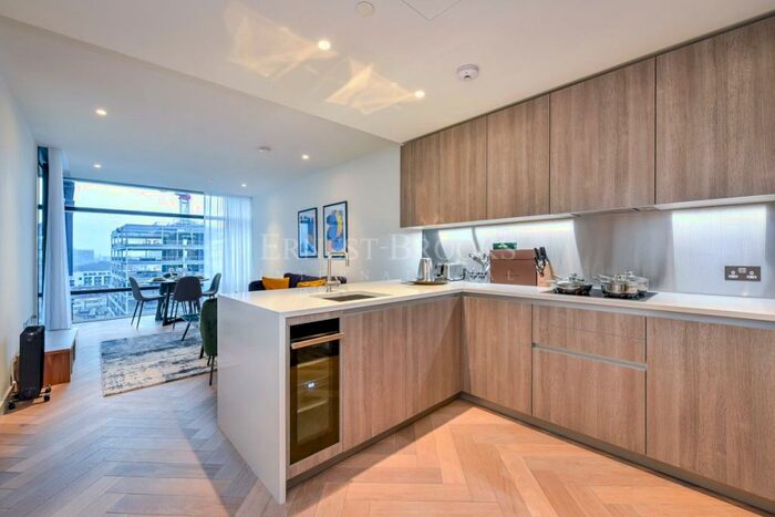 1 Bedroom Apartment To Rent In Principal Tower, Worship Lane, Shoreditch, EC2A