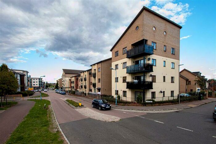 2 Bedroom Apartment To Rent In Kelling Way, Broughton, Milton Keynes, MK10