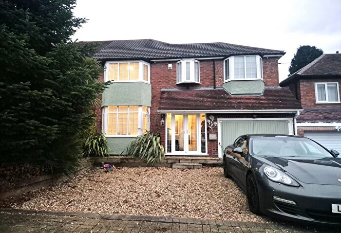 4 Bedroom Semi-Detached House To Rent In Coppice View Road, Sutton Coldfield, West Midlands, B73