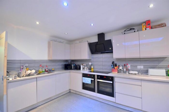 7 Bedroom Terraced House To Rent In Heeley Road, Selly Oak, Birmingham, B29