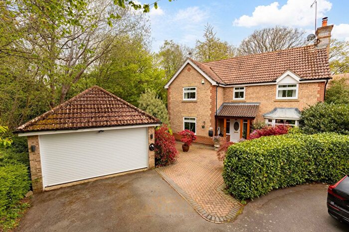 4 Bedroom Detached House For Sale In Nelson Close, Maidenbower, RH10