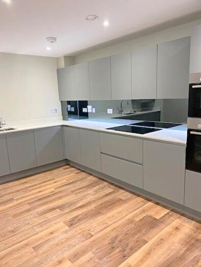 2 Bedroom Flat For Sale In Evreham Road, Iver, SL0