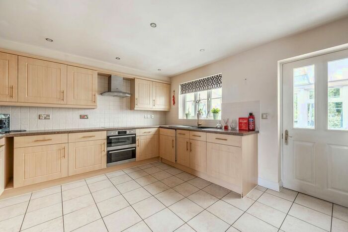 Studio To Rent In The Gateway, Watford, WD18