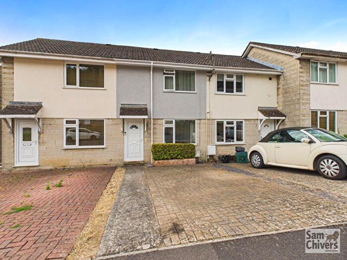 2 Bedroom Terraced House For Sale In Stoneable Road, Radstock, BA3