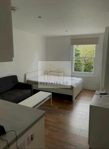 1 Bedroom Studio To Rent In Bloemfontein Road, London, London, W12