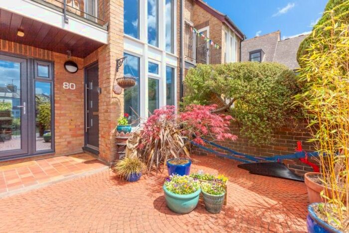 3 Bedroom Town House To Rent In Thames Street, Oxford, OX1