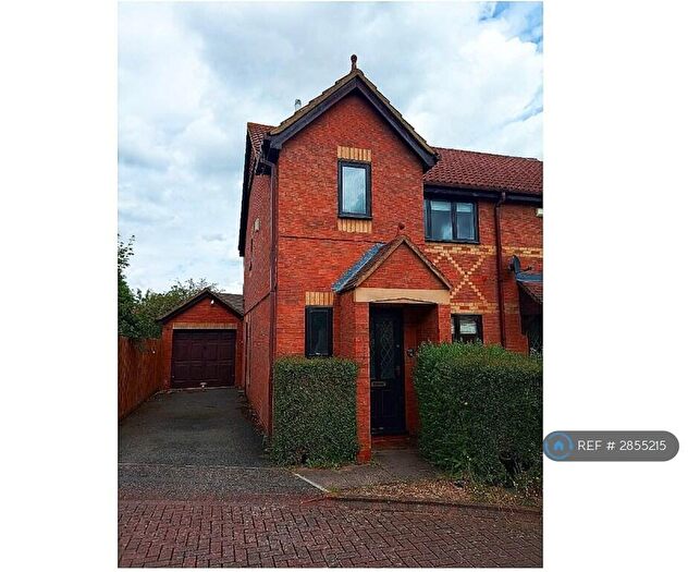 3 Bedroom End Of Terrace House To Rent In Wrens Park, Middleton, Milton Keynes, MK10