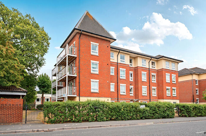 1 Bedroom Retirement Property For Sale In Hill Lane, Southampton, Hampshire, SO15