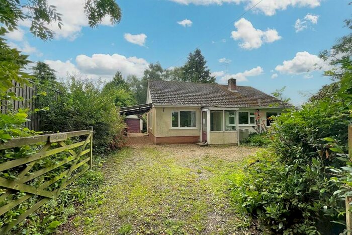 3 Bedroom Detached Bungalow For Sale In Woodlands, BH21