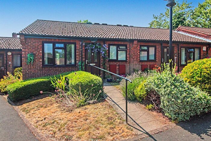 2 Bedroom Terraced Bungalow For Sale In Magnolia Close, Bridge Green, Strelley, Nottingham, NG8