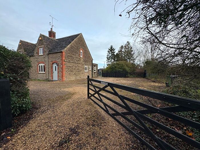 3 Bedroom Semi-Detached House For Sale In Siddington, Cirencester, Gloucestershire, GL7