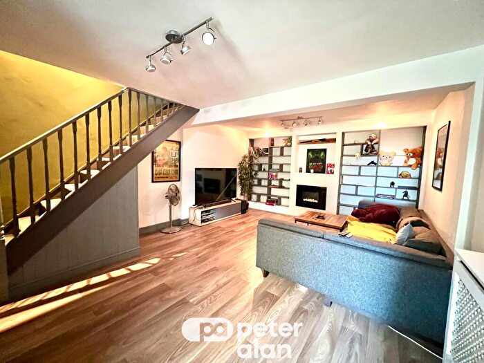 3 Bedroom House To Rent In Mary Street, Treharris, CF46