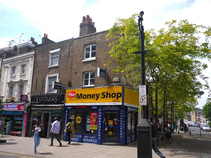 2 Bedroom Flat To Rent In Mare Street, London, E8