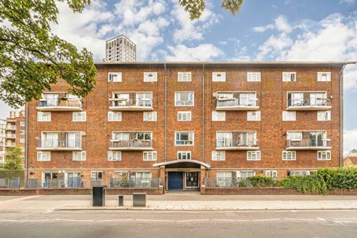 2 Bedroom Flat For Sale In Lower Road, Rotherhithe, SE16