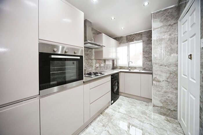 2 Bedroom Cluster House For Sale In Coyney Green, Luton, LU3
