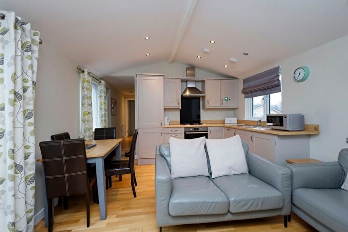 2 Bedroom Detached Bungalow For Sale In Golden Cross, Hailsham, BN27