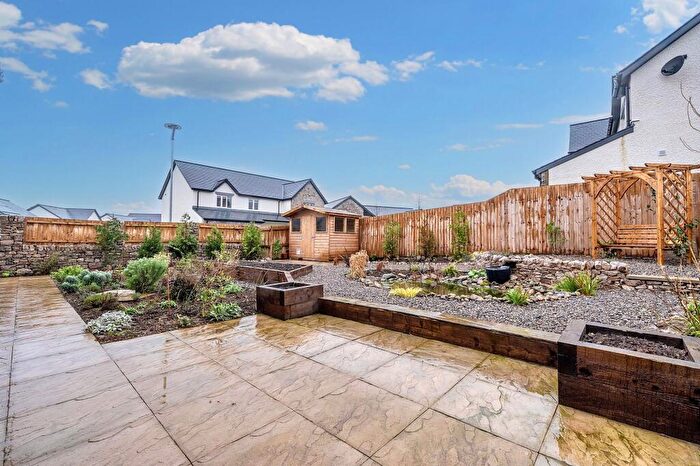 5 Bedroom Detached House For Sale In Chalk Grove, Kendal, LA9